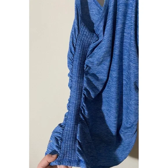 Old Navy Active Fitted Tank Top with Ruched Sides S - Picture 3 of 5